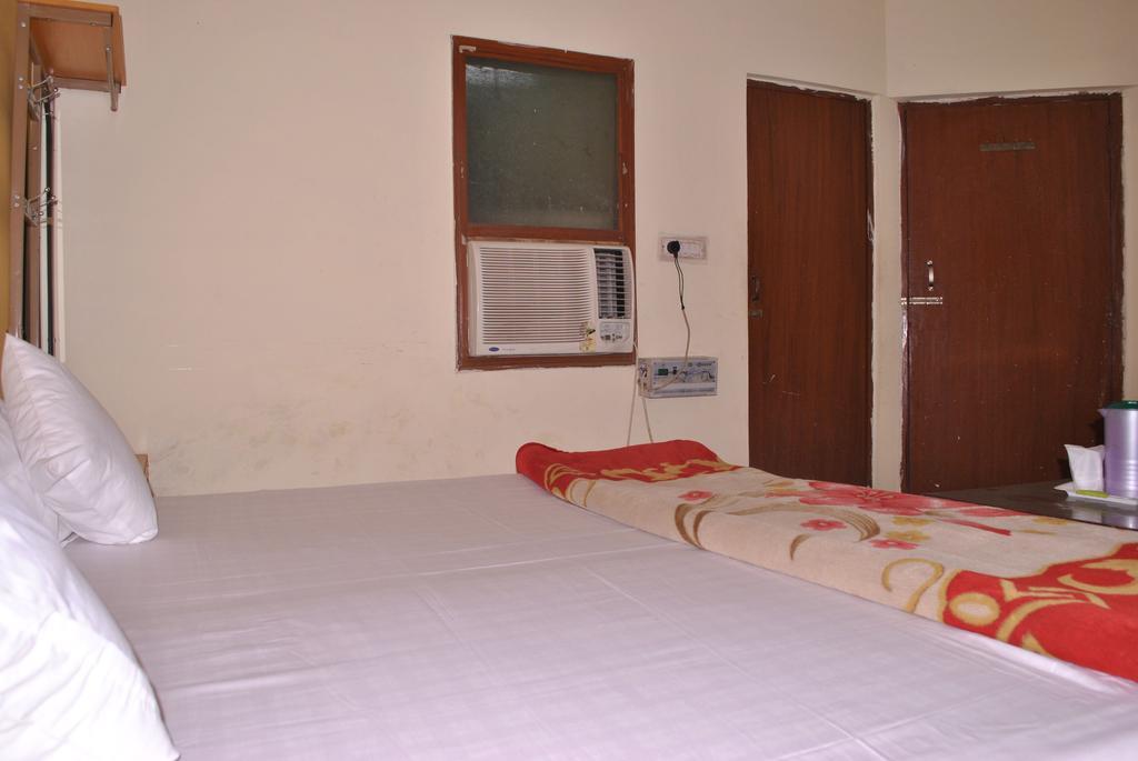 Hotel Viren Residency Agra Room photo